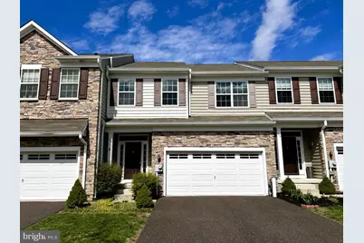 317 Fairfield Circle S, Royersford, PA 19468 - Photo 1