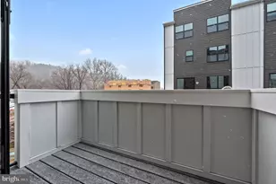 954 Riverplace Dr, Conshohocken, PA 19428 - Photo 13