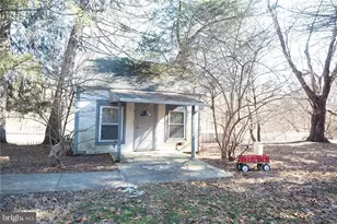 1025 Reihman Rd, Green Lane, PA 18054 - Photo 3