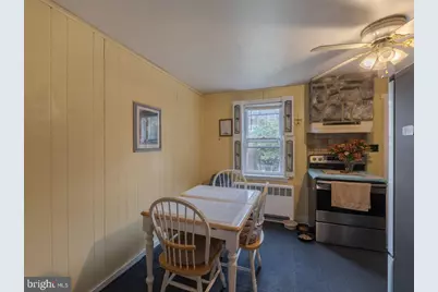 909 Noble Street, Norristown, PA 19401 - Photo 5