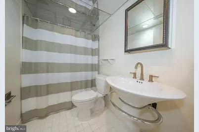 1001 City Avenue #EE-1026, Wynnewood, PA 19096 - Photo 35