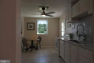 570 Jefferson Ave, Pottstown, PA 19464 - Photo 5