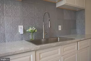 570 Jefferson Ave, Pottstown, PA 19464 - Photo 7