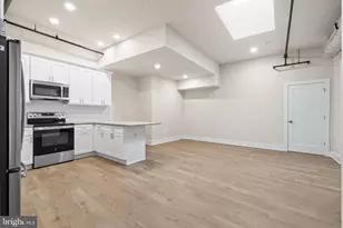 30 W Broad St, Souderton, PA 18964 - Photo 3