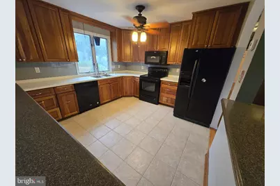 520 Deerfield Drive, Norristown, PA 19403 - Photo 21