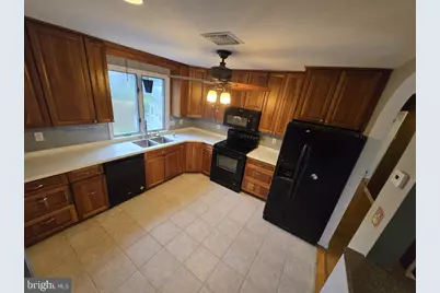 520 Deerfield Drive, Norristown, PA 19403 - Photo 23