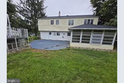 520 Deerfield Drive, Norristown, PA 19403 - Photo 9