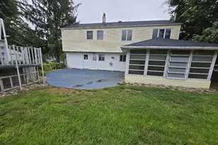 520 Deerfield Dr, Norristown, PA 19403 - Photo 9