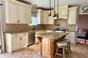 138 Bradford Dr, Schwenksville, PA 19473 - Photo 13