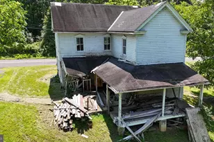 2310 Rostkowski Rd, Green Lane, PA 18054 - Photo 3