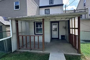 19 W 4th St, Pottstown, PA 19464 - Photo 7