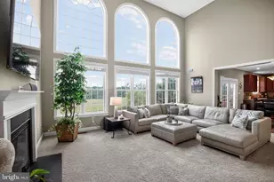 512 Championship Dr, Harleysville, PA 19438 - Photo 3