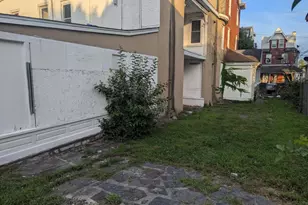 1009 DeKalb St, Norristown, PA 19401 - Photo 9