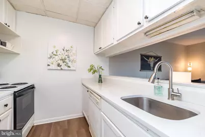 1610 The Fairway #101 W, Jenkintown, PA 19046 - Photo 9