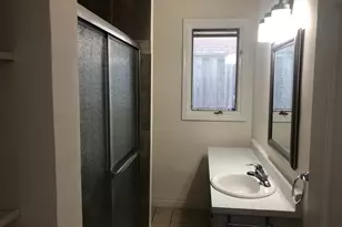 1003 1/2 W Lancaster Ave, Bryn Mawr, PA 19010 - Photo 7