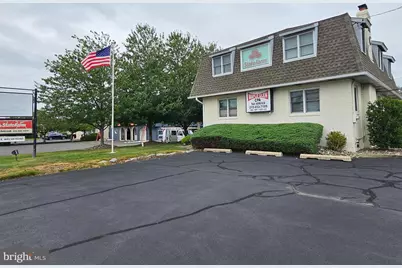 860 E Welsh Road E, Maple Glen, PA 19002 - Photo 3