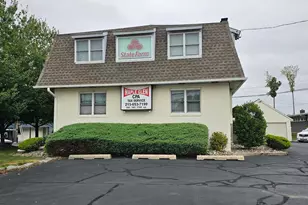 860 E Welsh Road E, Maple Glen, PA 19002 - Photo 1