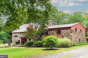 18 Pheasant Rd, Norristown, PA 19403 - Photo 1