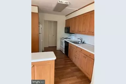 1001 City Avenue #E-726, Wynnewood, PA 19096 - Photo 5