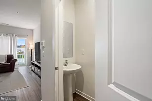 7 Ford St, Bridgeport, PA 19405 - Photo 9