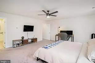 7 Ford St, Bridgeport, PA 19405 - Photo 13