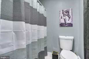 905 W Marshall St, Norristown, PA 19401 - Photo 55