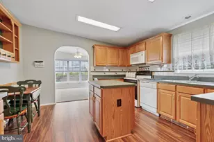 2022 Longwood Pl, North Wales, PA 19454 - Photo 9