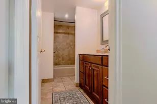 10211 Valley Forge Cir, King of Prussia, PA 19406 - Photo 21