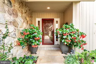 1034 Raffles Ln, Bryn Mawr, PA 19010 - Photo 5