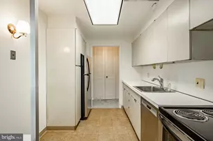 1001 City Ave, Wynnewood, PA 19096 - Photo 11