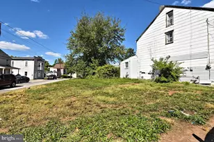 399 Lincoln Ave, Pottstown, PA 19464 - Photo 1