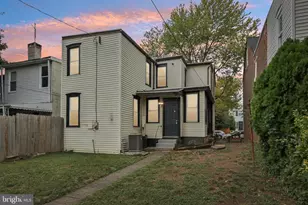 418 Walnut St, Pottstown, PA 19464 - Photo 3