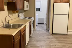 302 N York St, Pottstown, PA 19464 - Photo 3