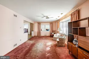 566 Egypt Rd, Phoenixville, PA 19460 - Photo 13