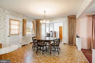 566 Egypt Rd, Phoenixville, PA 19460 - Photo 9