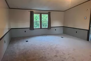 902 Lakeview Dr, Green Lane, PA 18054 - Photo 5