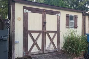 902 Lakeview Dr, Green Lane, PA 18054 - Photo 21