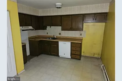 805 Sandra Lane, Norristown, PA 19403 - Photo 11