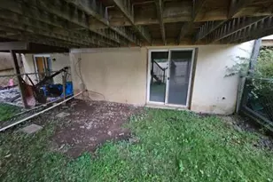 805 Sandra Ln, Norristown, PA 19403 - Photo 5