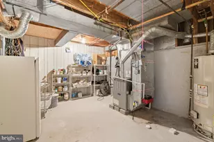 985 Milkweed Ln, Huntingdon Valley, PA 19006 - Photo 45