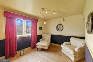 985 Milkweed Ln, Huntingdon Valley, PA 19006 - Photo 21