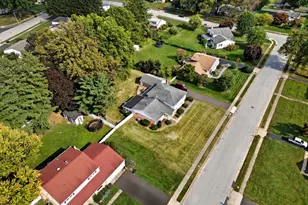 985 Milkweed Ln, Huntingdon Valley, PA 19006 - Photo 53