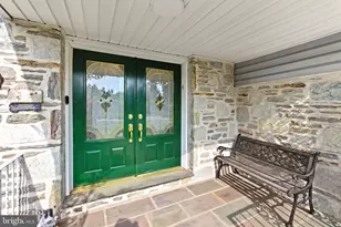 985 Milkweed Ln, Huntingdon Valley, PA 19006 - Photo 7