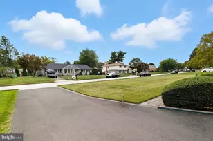 985 Milkweed Ln, Huntingdon Valley, PA 19006 - Photo 49