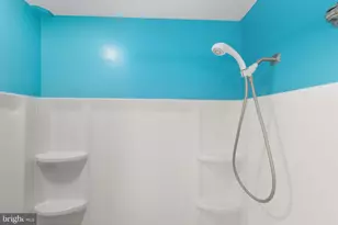 985 Milkweed Ln, Huntingdon Valley, PA 19006 - Photo 29