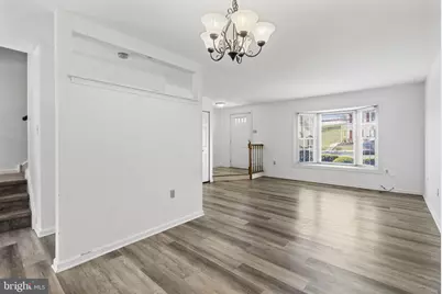 524 Oaktree Court, Pottstown, PA 19464 - Photo 5