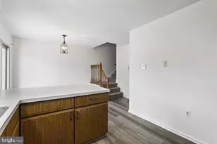 524 Oaktree Ct, Pottstown, PA 19464 - Photo 13