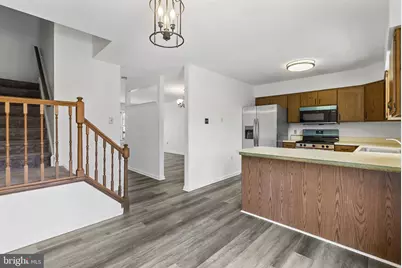 524 Oaktree Court, Pottstown, PA 19464 - Photo 9