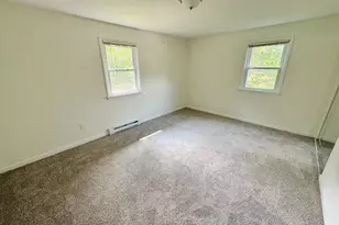 154 Niantic Rd, Barto, PA 19504 - Photo 3