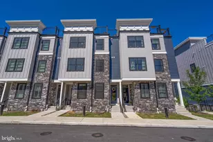 2005 Hyview Ter, Fort Washington, PA 19034 - Photo 1